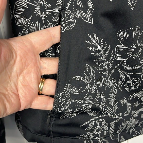 Avia Womens Workout Jacket XS 0-2 Black/Cream Floral Print 1/4 Zip Thumb Holes - Picture 6 of 13